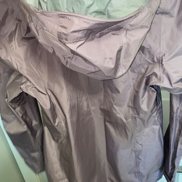 Women's Rain Jacket for sale! - Picture 3 of 5